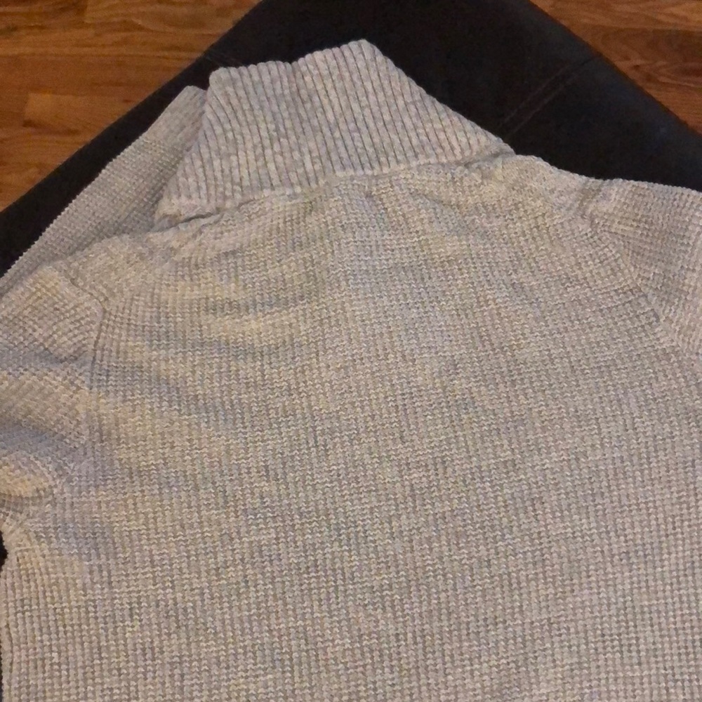 Sweater - Picture 3 of 3